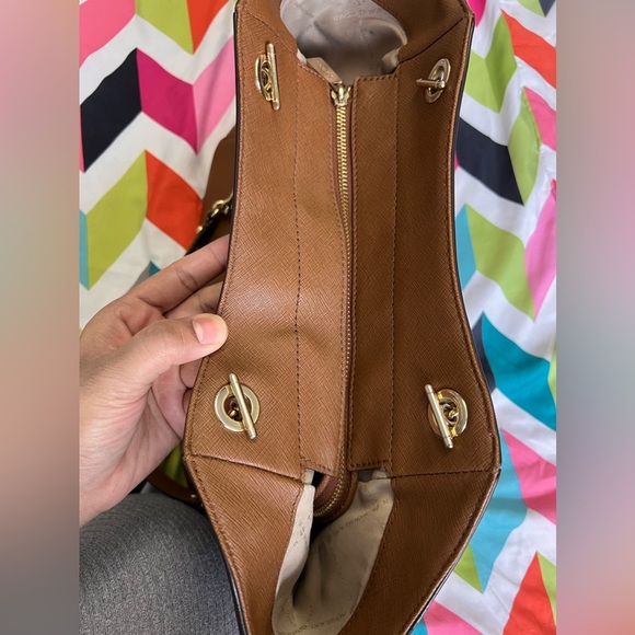 Michael Kors Bag - Picture 2 of 7